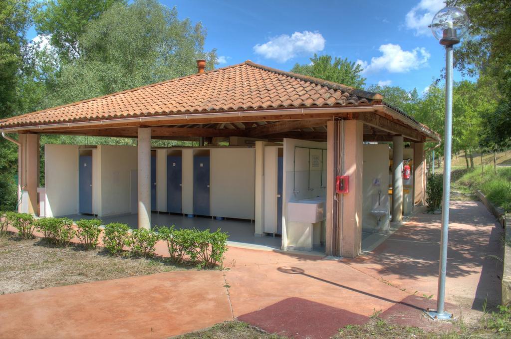 Camping Le Couriou Recoubeau-Jansac Luaran gambar