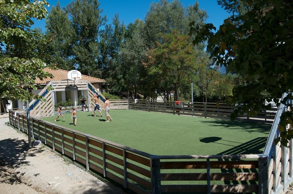 Camping Le Couriou Recoubeau-Jansac Luaran gambar